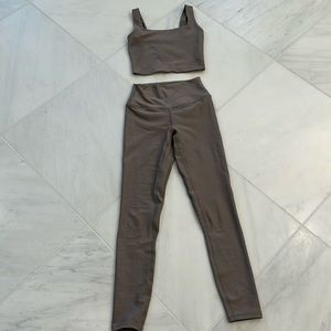 Like new Abercrombie YPB set XS